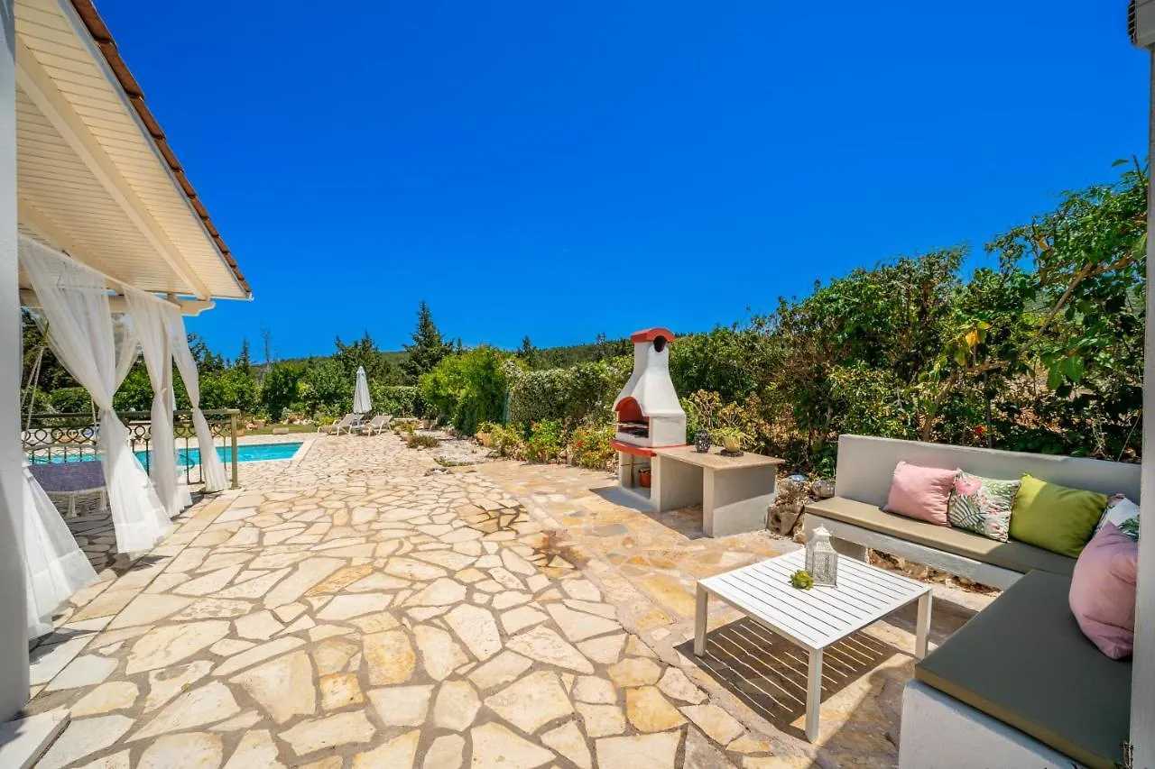 Villa Edem Khalikerí اليونان