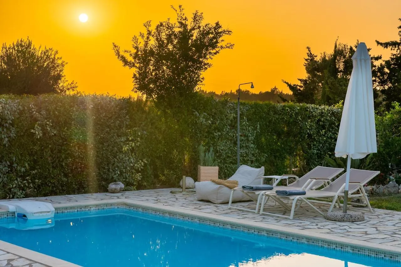 Villa Edem Khalikerí 0*,  اليونان